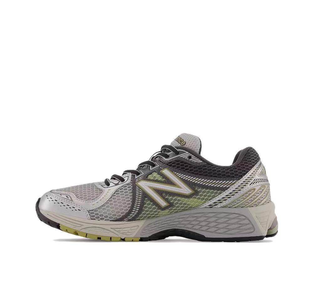 New Balance 860v2 Sneakers Grey and Olive ML860KR2