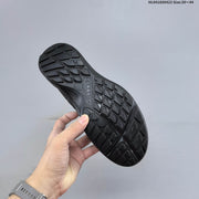 ECCO Black Mesh Lace-Up Casual Sneakers