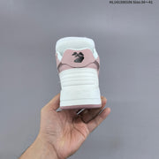 Off-White Low-Top Sneakers in White and Dusty Pink