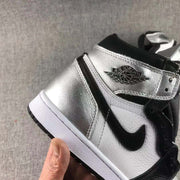 Jordan Air Jordan 1 Silver Toe High-Top Sneakers CD0461-001