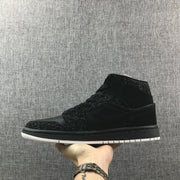 Jordan Air Jordan 1 Mid Black and White Sneakers 554724-001