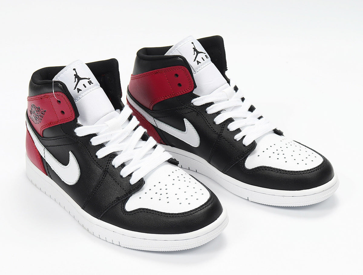 Jordan 1 High Black White Red Sneakers BQ6472-016