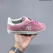 MLB Clubbie SD Low-Top Sneakers in Suede