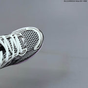 Saucony ProGrid Omni 9 Sneakers in White, Silver & Pink