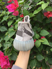 Yeezy 350 V2 Gray Knit Sneakers