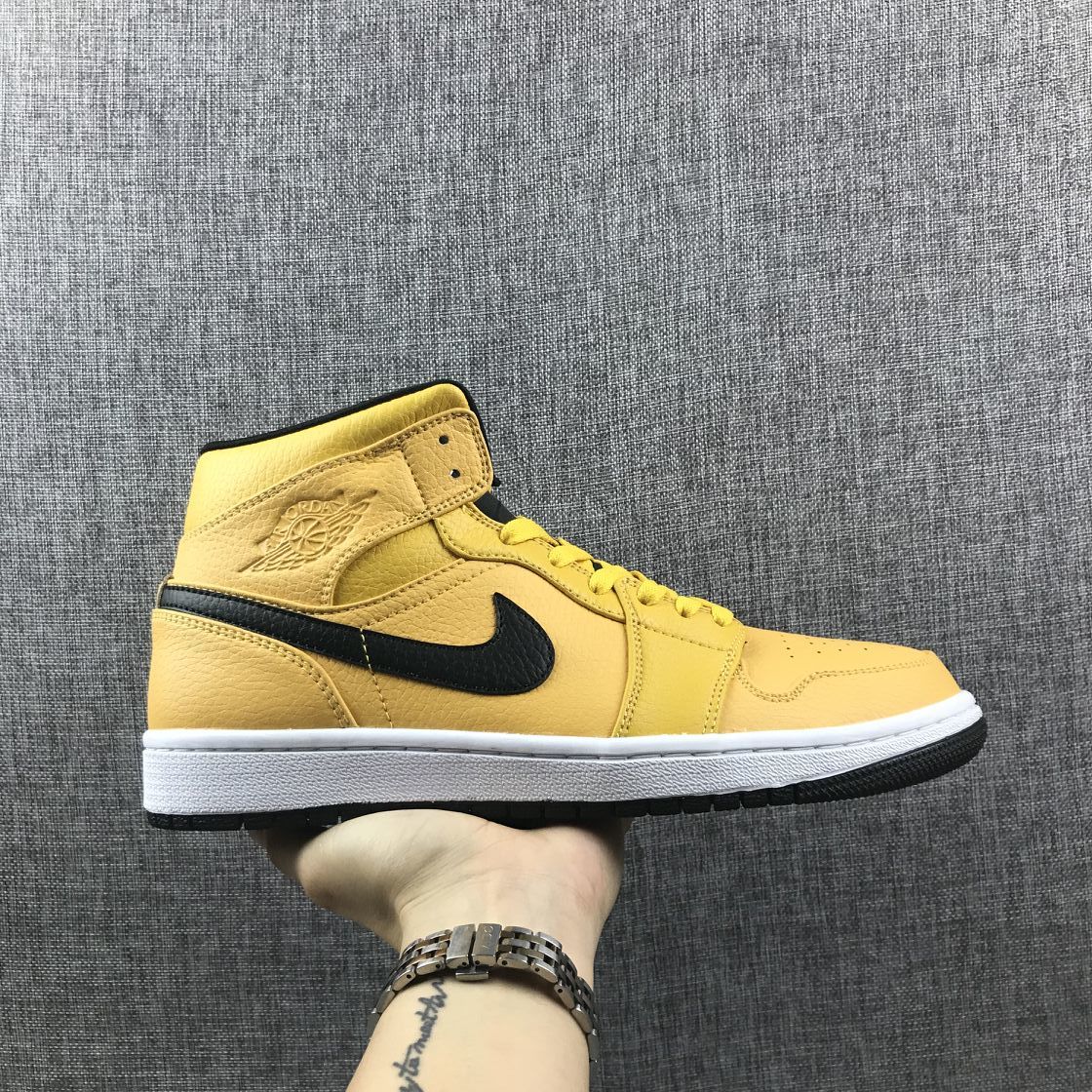 Air Jordan 1 Mid Yellow Ochre Black Sneakers 554724-700