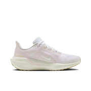 Nike Pegasus 41 Running Shoes in Pastel Pink and Mint
