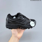 Saucony ProGrid Omni 9 Retro Running Shoes