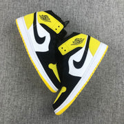 Air Jordan 1 Mid SE Black Yellow Toe Sneakers 852542-071
