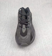 Yeezy 700 V2 Sneakers in Gray
