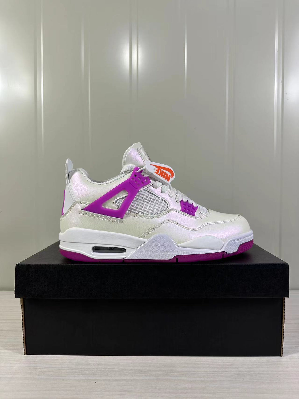 Jordan Air Jordan 4 Retro Hyper Violet Sneakers FQ1314-151