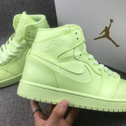 Air Jordan 1 Mid AH7389-700 Volt Sneakers