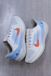 Nike Air Winflo 9 Running Shoes in White and Light Blue DX6048-181