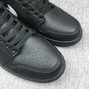 Air Jordan 1 Mid Black White Sneakers 554724-049