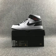 Jordan 1 Mid Reverse Black Toe Black and White Sneakers BQ6472-101