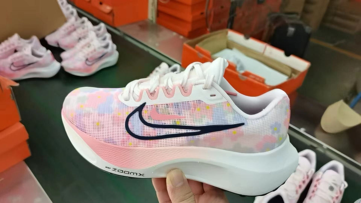 Nike Zoom Fly 5 Running Shoes White Pink DV7894-600