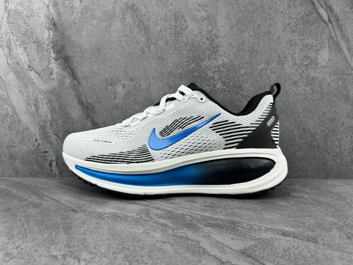 Nike Running Shoes in White, Blue and Black
