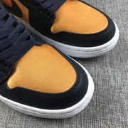 Air Jordan 1 Mid SE Black and Gold Sneakers 852542-401