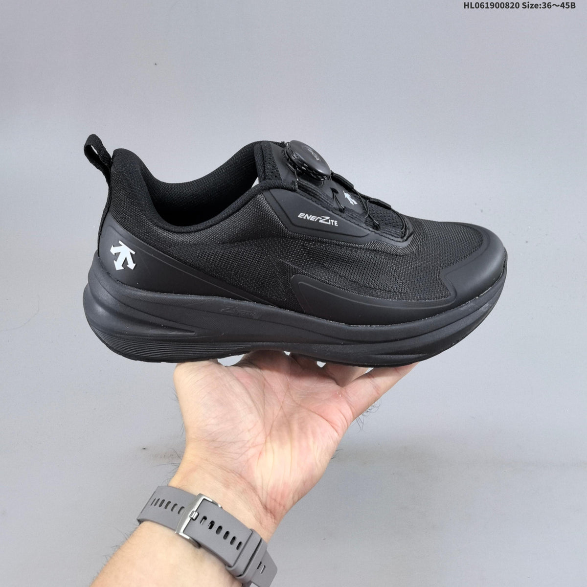 DESCENTE LAVITATE TRAIL WIRE 3.0 Black Sneakers