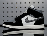 Jordan 1 Retro High OG Black White Sneakers 852542-011