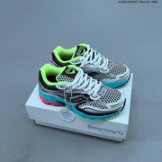 Saucony ProGrid Omni 9 Retro Running Sneakers