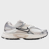 Women's V5 RNR - Summit White/Light Orewood Brown/Sail/Black