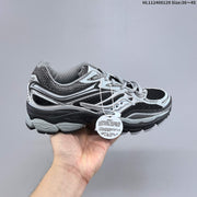 Saucony ProGrid Omni 9 Retro Running Sneakers