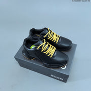 ECCO Biom Low-Top Outdoor Shoes Black with Contrast Laces