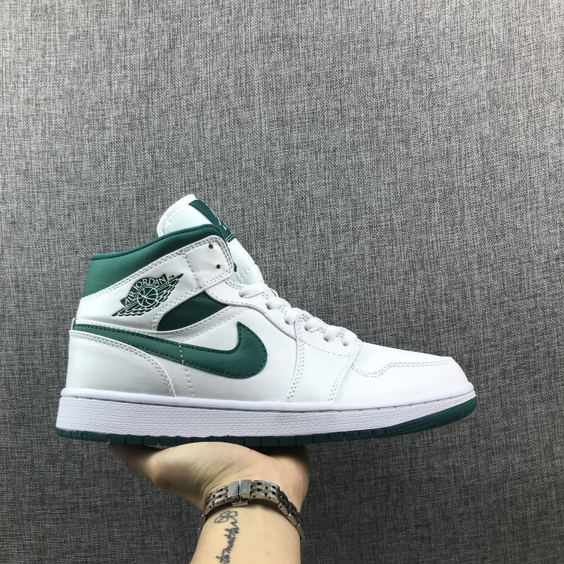 Air Jordan 1 Mid SE GC Mystic Green Sneakers CD6759-103