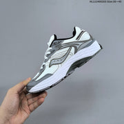 Saucony ProGrid Omni 9 Retro Running Shoes