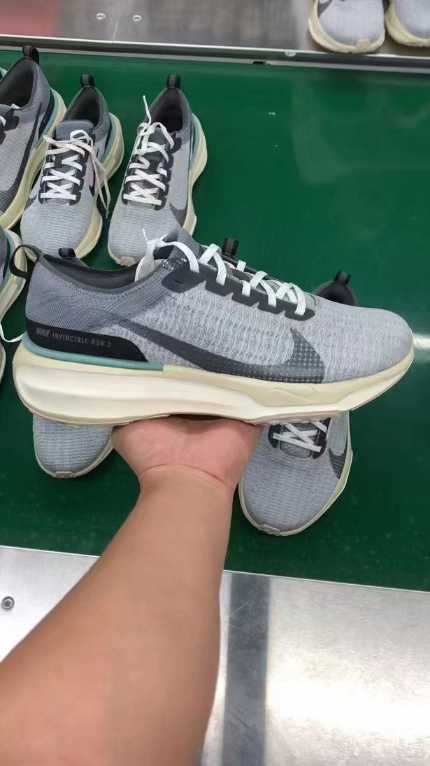 Nike ZoomX Invincible Run 3 Running Shoes FN7503-065