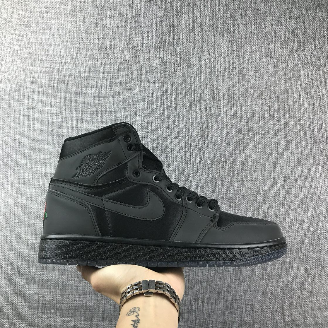 Air Jordan 1 Retro High Black Rose Sneakers
