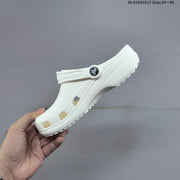Crocs Classic Clog in White