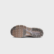 Nike Zoom Vomero 5 - Light Orewood Brown / Light Smoke Grey / White