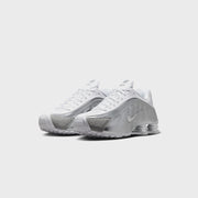 Nike Shox R4 SE - Metallic Silver / White / Off-White