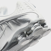 Nike Shox R4 SE - Metallic Silver / White / Off-White