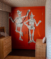 Dancing Large Scale Paper Skeletons