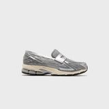 New Balance 1906 Loafer -  Silver / Grey / Turtledove