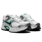 V5 Runner - White/Black/Vast Grey/Photon Dust