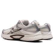 Women's V5 Runner - Sail/Light Orewood Brown/Fauna Brown/Phantom