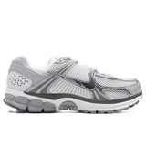 Zoom Vomero 5 - Summit White/Metallic silver