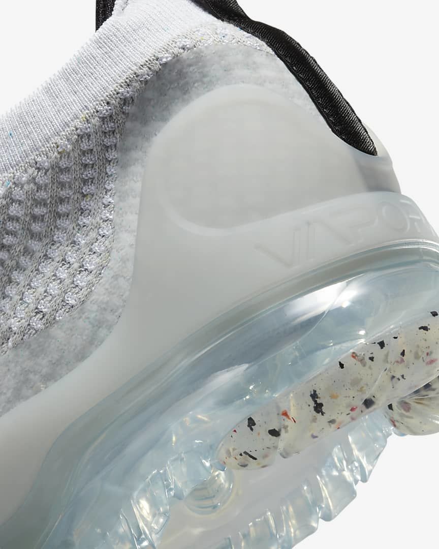 Nike Air VaporMax 2021 Flyknit Sneakers DH4084-100