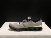 On Cloud X 4 Sneakers in Fog and Black