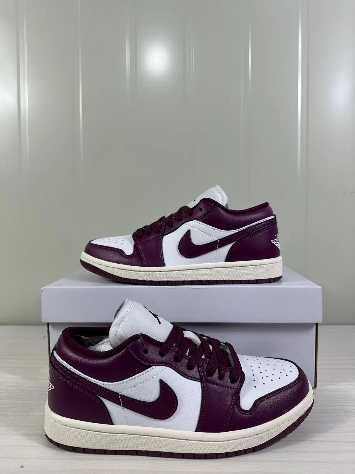 Jordan Air Jordan 1 Low Bordeaux White DC0774-161