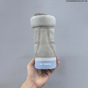 Timberland 6-Inch Lace-Up Boots in Gray Suede