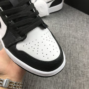 Air Jordan 1 Mid Quai 54 Sneakers Black Multi-Color CJ9219-001