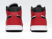 Air Jordan 1 High Chicago Red White Black Sneakers 554724-069