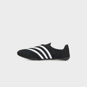 adidas x Pharrell Williams Vario Flat Earther - Black / White