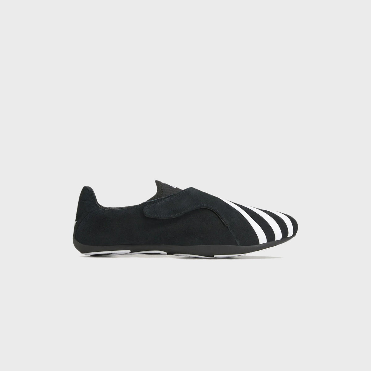 adidas x Pharrell Williams Vario Flat Earther - Black / White