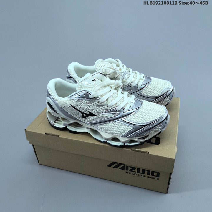 Mizuno Wave Prophecy LS Low-Top Lifestyle Sneakers